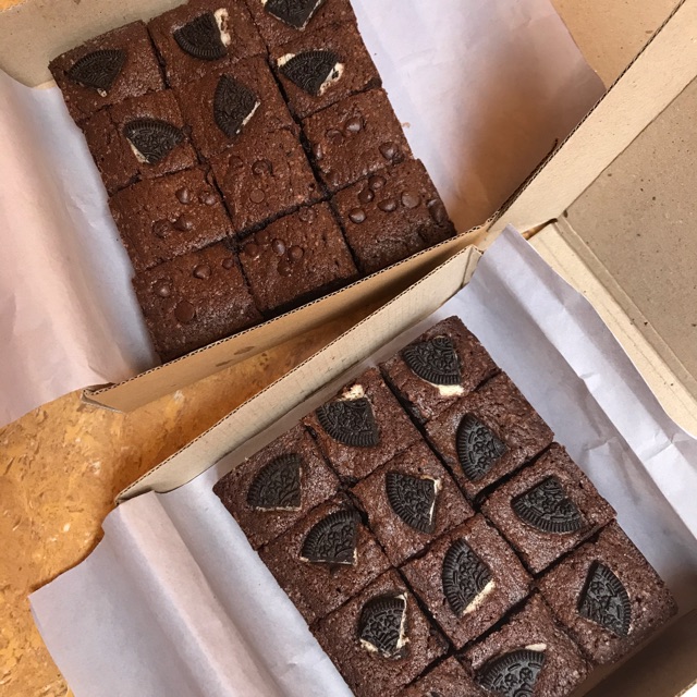 

Fudgy brownie