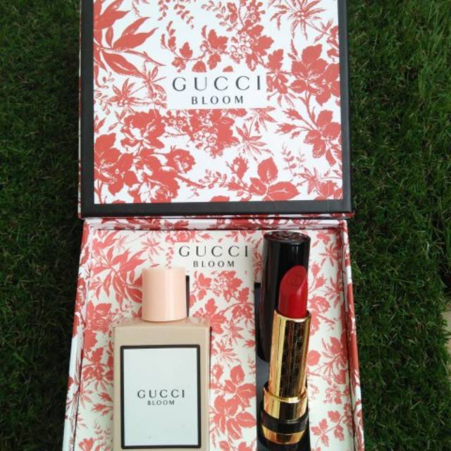 1 set gucci parcum + lipstik/GUCCI bloom parfum +  sheer  lipstik set
