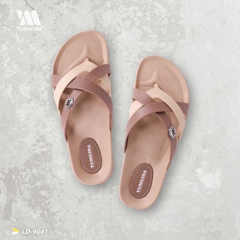 New Sandal Karet Wanita Yumeida Jepit Tali Silang LD 9041 L