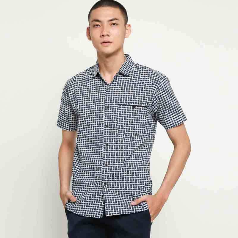 CAESAR Kemeja Hem Pria Kotak - kotak Lengan Pendek Slim Fit Bahan Katun