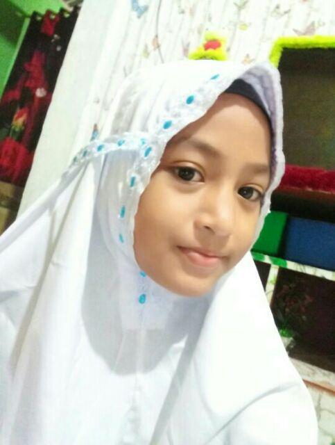 Wallpaper Dinding Doraemon Kecil