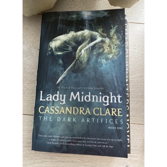 Lady Midnight preloved - Lord of Shadows preloved - The Dark Artifices - Cassandra Clare preloved or