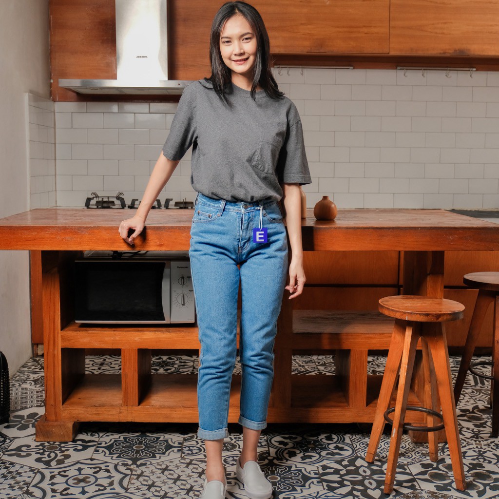 Erday Boyfriend Highwaist Celana Jeans E3703 E3713 Erday Boyfriend Highwaist Celana Jeans E3703 E3713