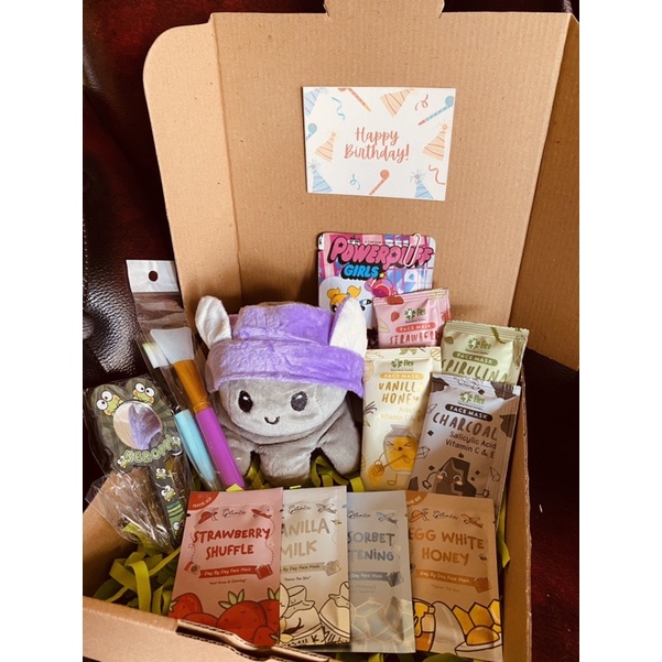 

GIFTBOX SKINCARE HADIAH WISUDA KADO ULTAH CEWE GIFTBOX BONEKA GURITA GIFTBOX WISUDA MURAH