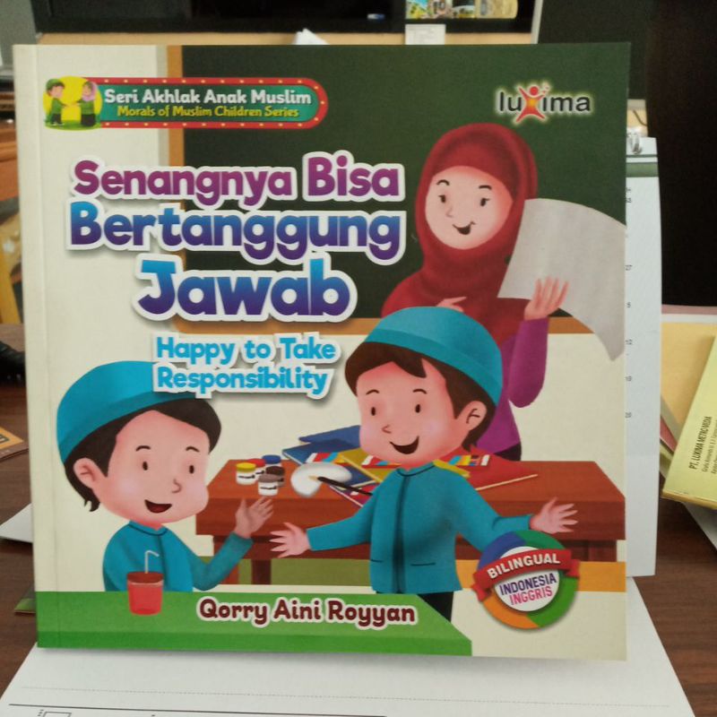 Buku Cerita Anak PAUD TK Bilingual Senangnya Bisa Bertanggung Jawab, Seri Ahlak Anak