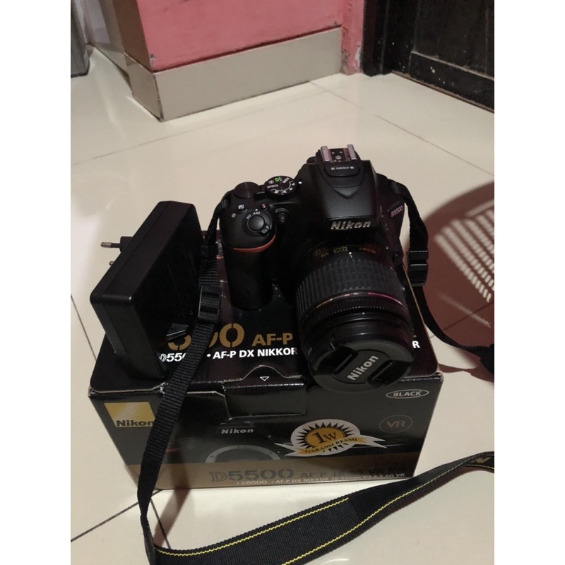 kamera digital canon D 5500 kit bekas