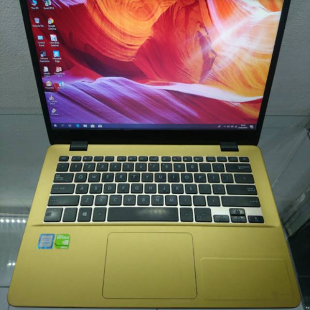 Asus A405UR BV025T Gold Second i3-7100U-4GB-1TB-930MX2GB-WIN10