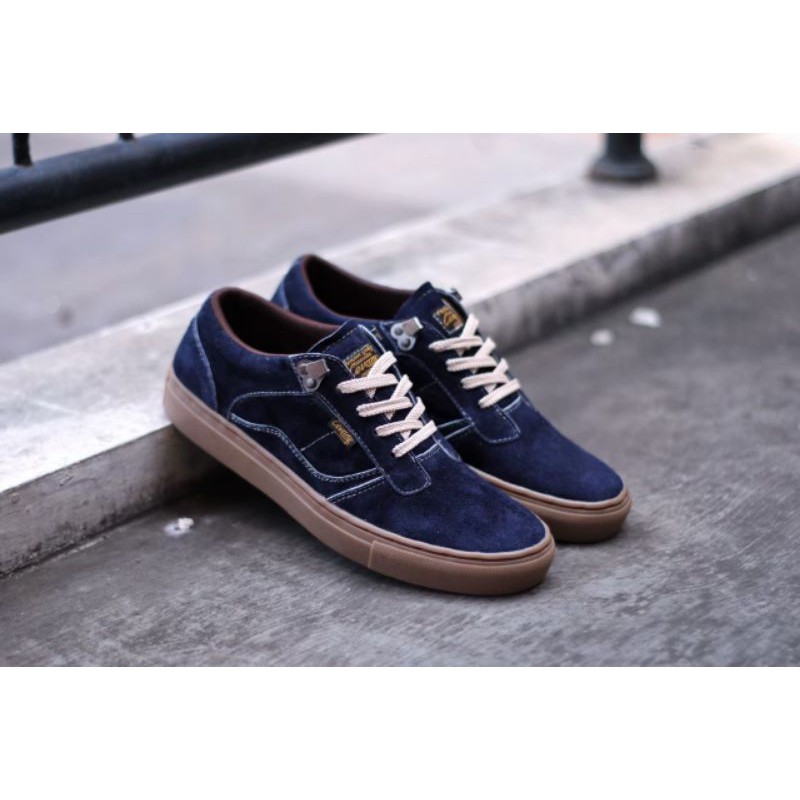 Sepatu Lokal Shoes Local Pride Cevany Gordon Low Cut Navy Gum Suede