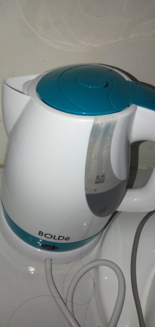 Bolde Super Kettle Elite / Teko Listrik 900 Watt [1 Liter]