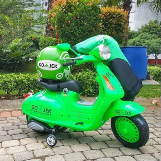Motor Aki  Mainan Anak  Vespa  Gojek MVP Shopee Indonesia