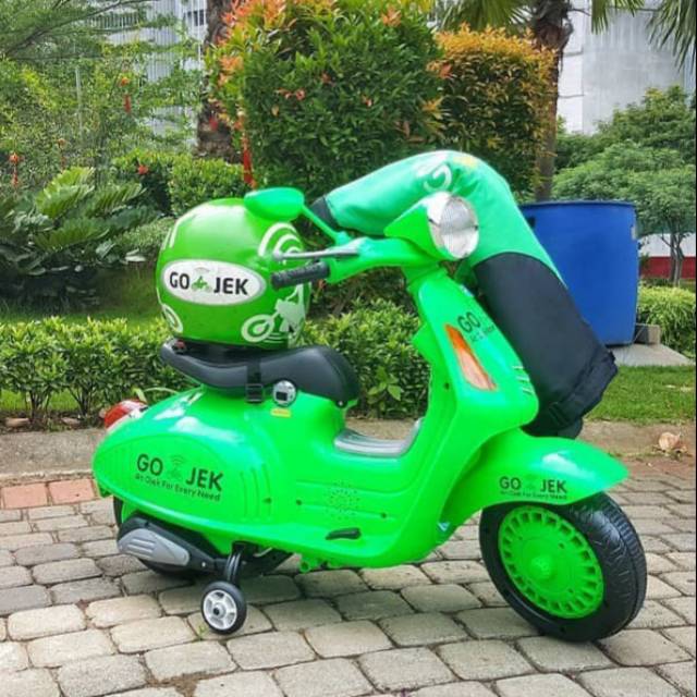  Motor  Aki  Mainan Anak Vespa  Gojek MVP Shopee Indonesia