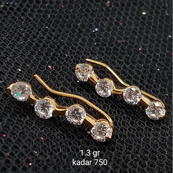 Anting Emas 17 K - 1.3 gr Kadar750 - 3099