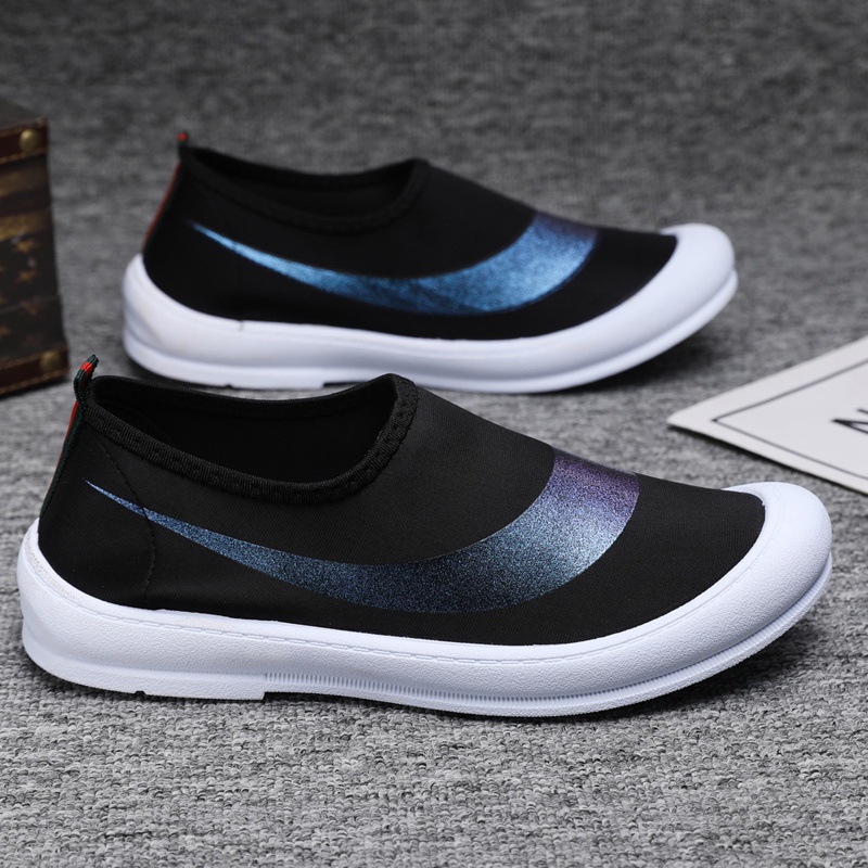 Highland Sepatu Pria Slip On Casual Sepatu Pria Santai Fashion Running Slip On Shoes MC602