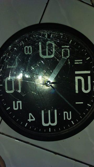 Termurah Jam Dinding Tempel Wall Clock Polos Warna Murah (random)