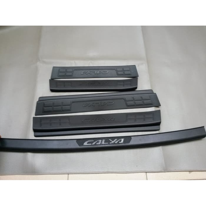 sillplate belakang samping calya embos