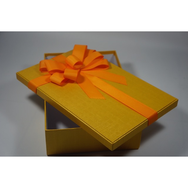 

Kotak kado ukuran 25 x 15 x 5