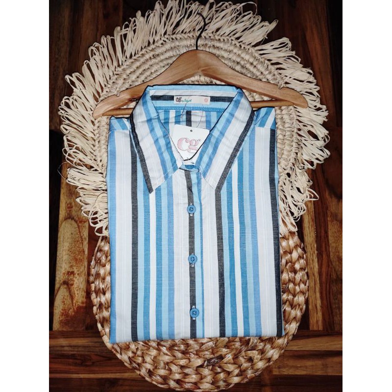 kemeja dan blouse Chic girl