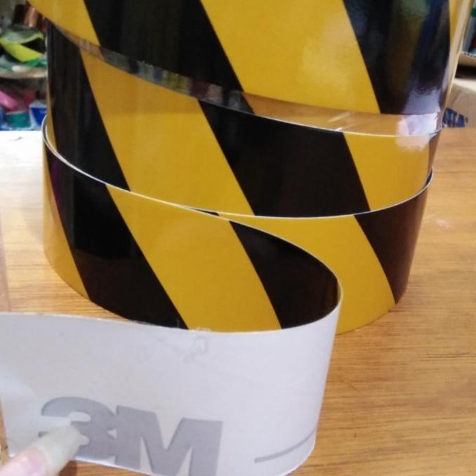 

[[COD]] 3m stiker reflective 1" 45 M-scotchlite 3M 610-kuning hitam PROMO Kode 700