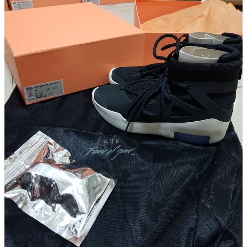 Nike Fear Of God “Black white”