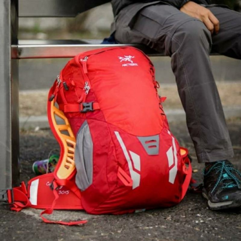 Tas Ransel Daypack Backpack Arcteryx Red Expert Series Original Impor