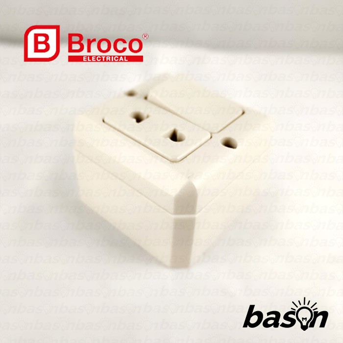 BROCO 15211 Universal Socket Outlet w/ 1 Gang Switch | Outbow