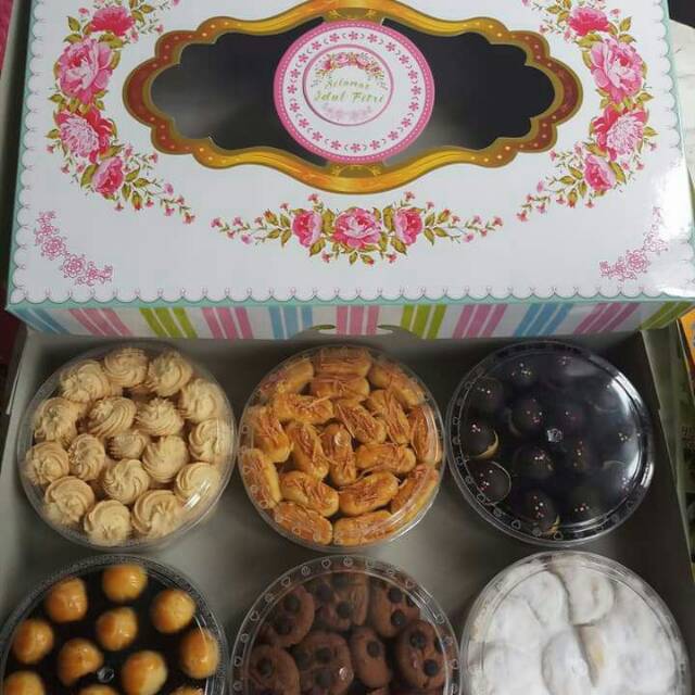 

Kue lebaran vinna home made