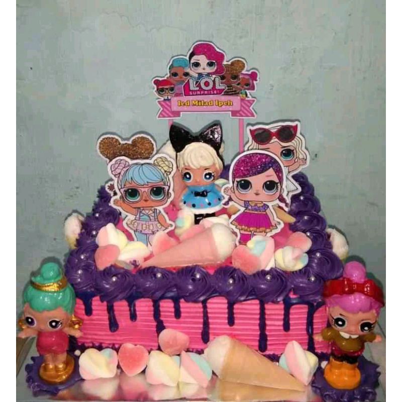 

cake ulang tahun karakter 18x18cm