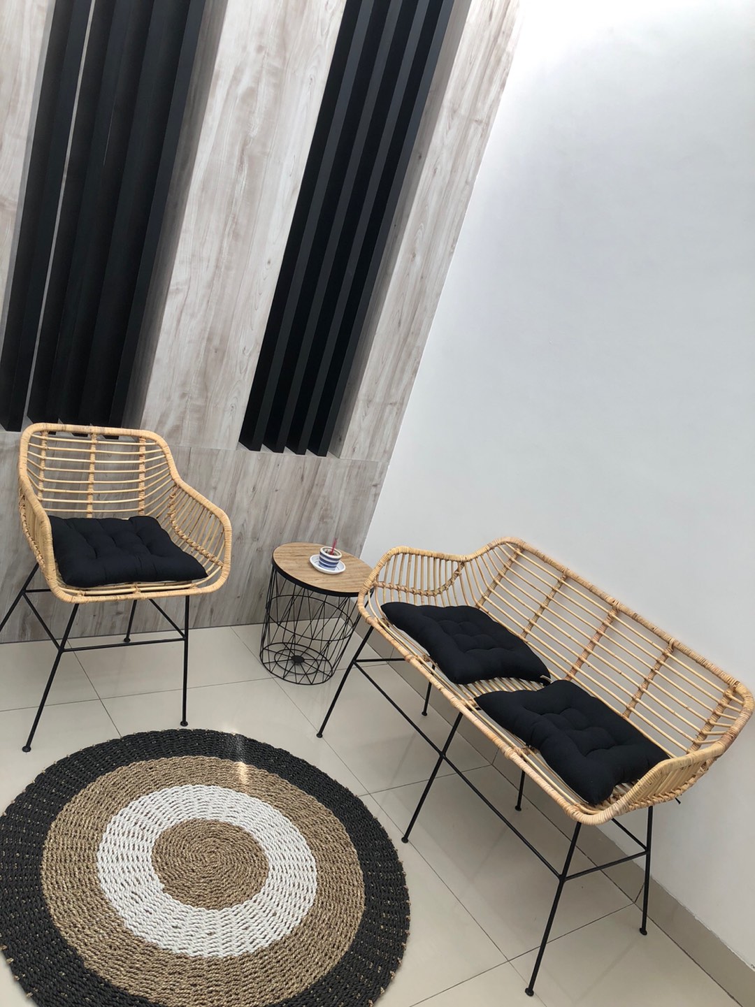 Me&dots - Kursi Rotan Sofa