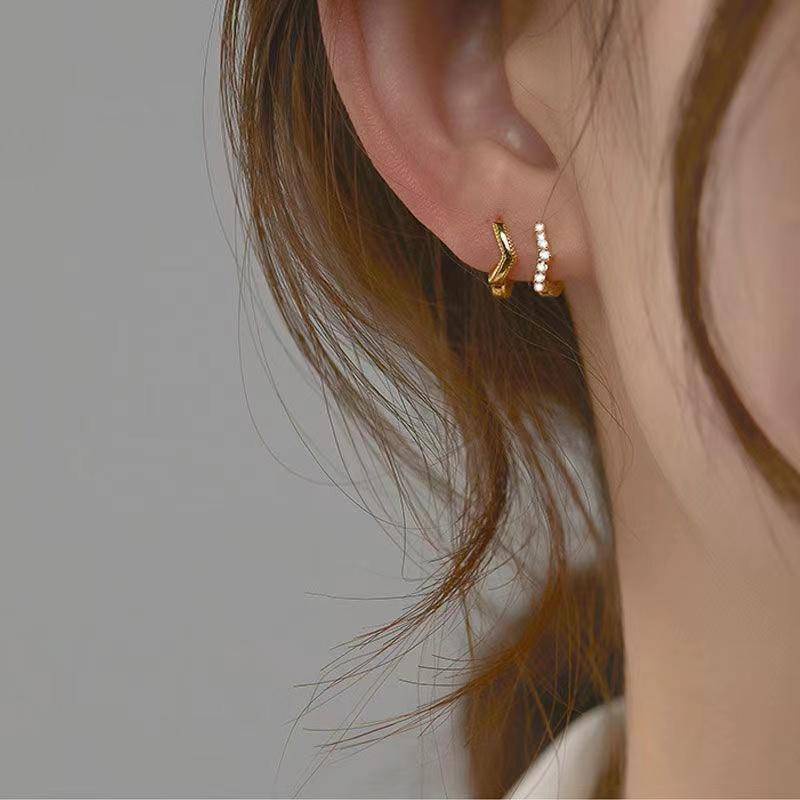 Fashion Trendy Wanita Anting Titanium/Mini Gold Mini Ladies Stills/Simple Fashion Ping Ear Cube Cube Oksidasi Anting Vermiculite Anting