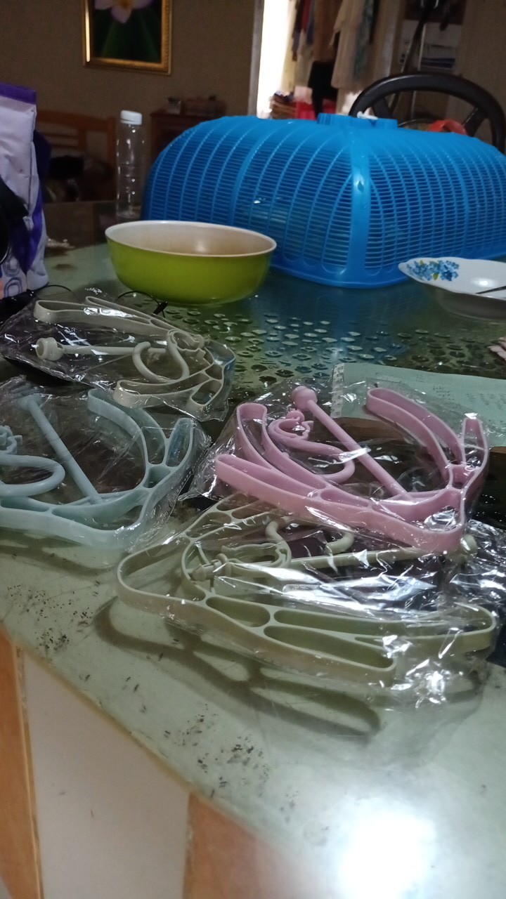 Gantungan Jemuran Sepatu Dan Kaos Kaki Serbaguna