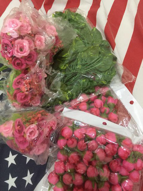 50pcs Mini Rose Tea Buds Artificial Flower