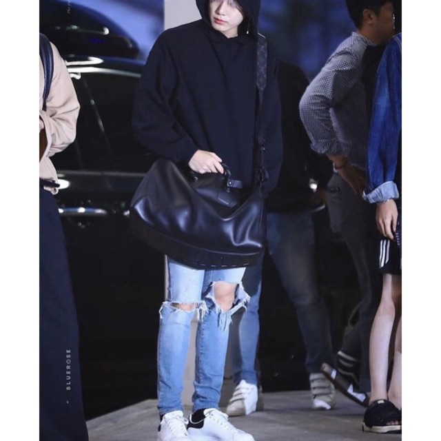 DP DOMBA SHOES JUNGKOOK