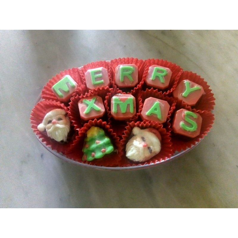 

Cokelat toples Merry Xmas