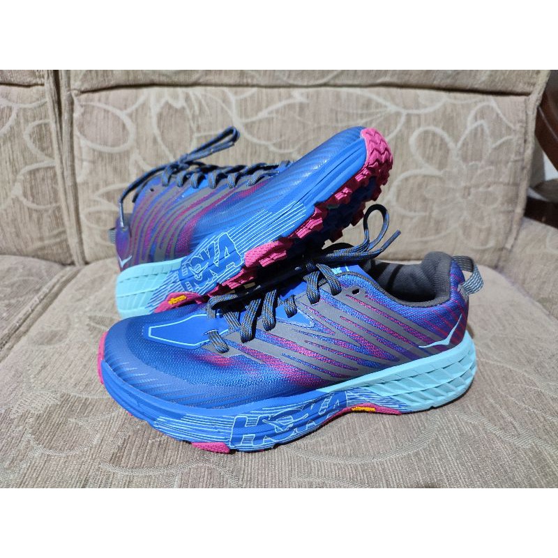 Sepatu Hoka One One Speedgoat 4 ORI Women/Wanita - Hiking / Sepatu Gunung
