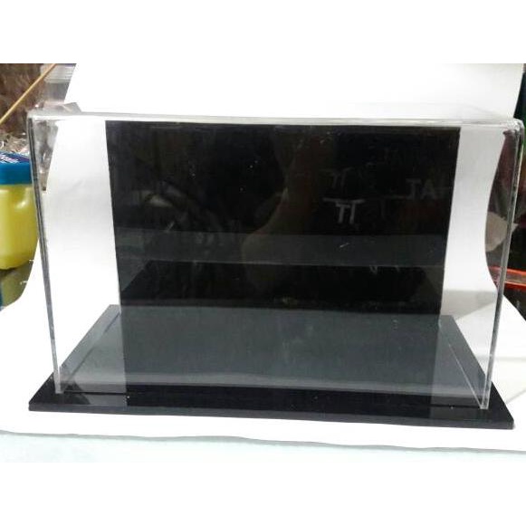 

BOX DISPLAY ACRYLIC KOTAK AKRILIK BOX