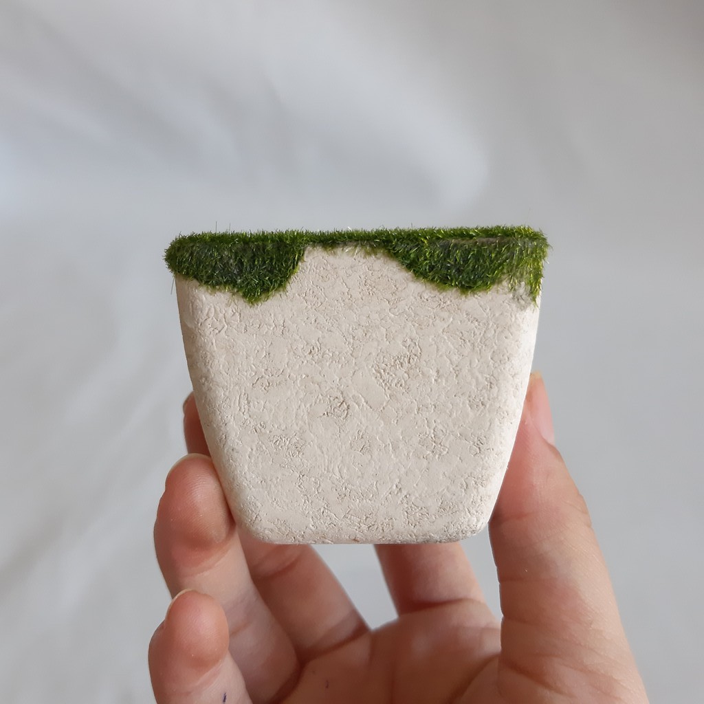 VAS LUMUT KOTAK KECIL - pot bunga plastik artificial vas lumut