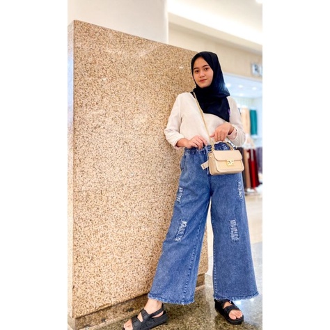 KULOT JEANS Wanita.Kulot jeans wanita variasi sobek.