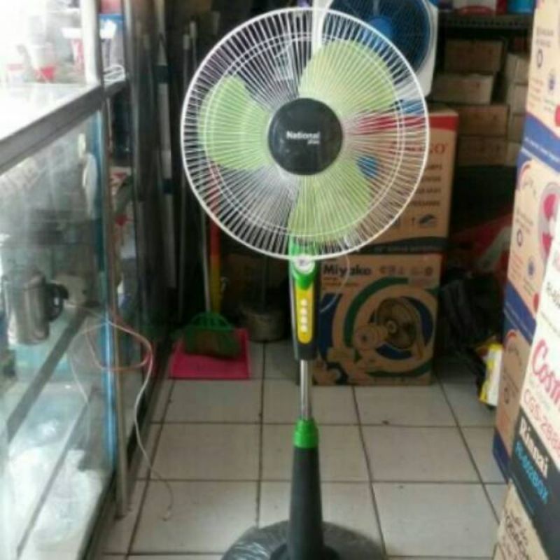 Kipas Angin Berdiri 16 Inch N PLUS STAND FAN