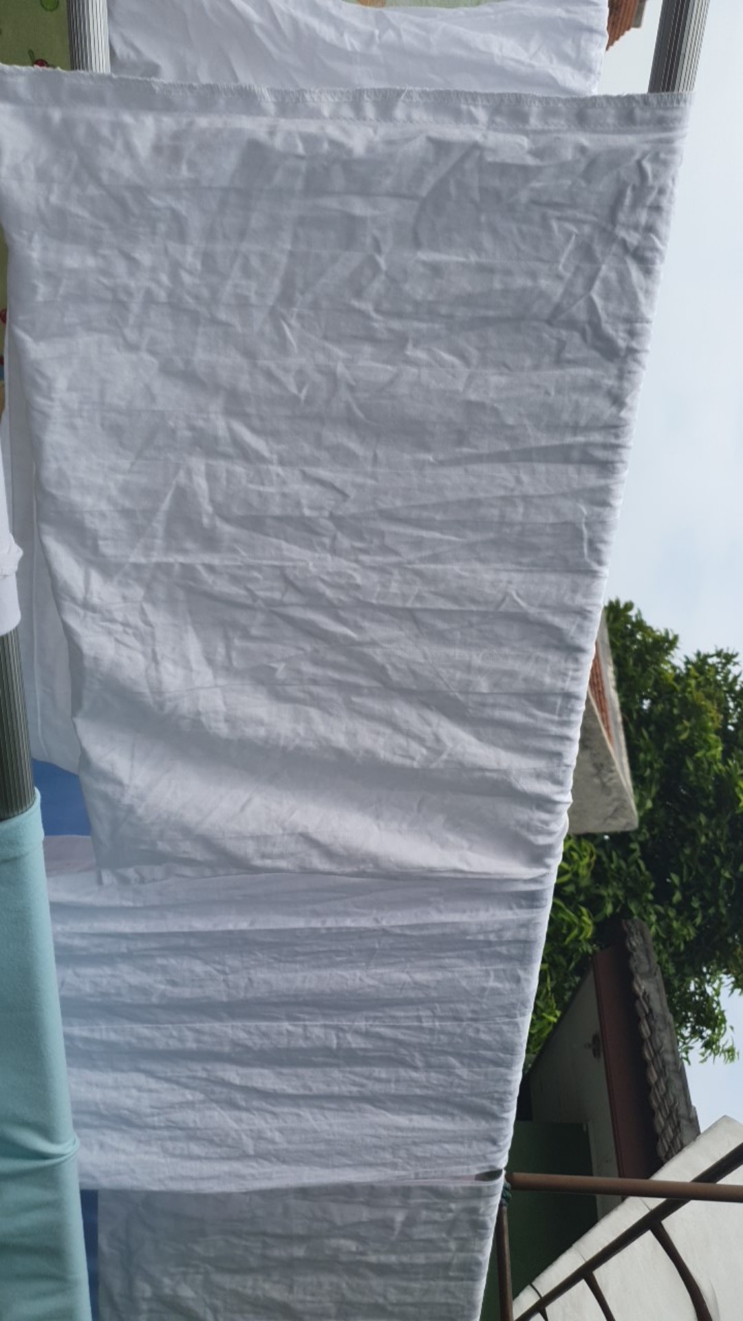 Sarung Bantal Katun - Dobby Salur - Clarissa