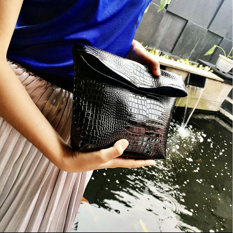 NJW CLUTCH WANITA CROCO