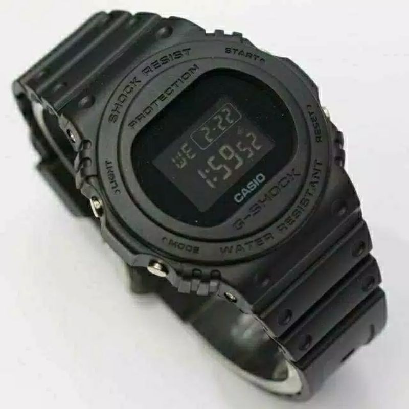 JAM TANGAN PRIA WANITA FULL HITAM BULAT ANTI AIR CASIO DW5700 MEWAH
