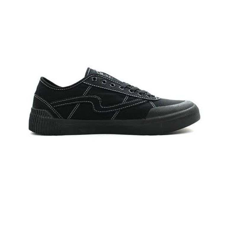 PATROBAS EQUIP LOW ALL BLACK