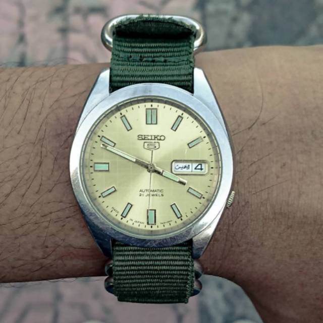 jam tangan mekanik seiko5