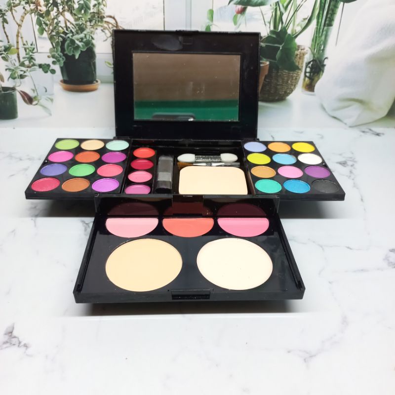 MAKEUP KIT ADS SUPER KOMPLIT FREE SPONS DAN KUAS | EYESHADOW + BLUSH ON + CONTOUR + SHADING