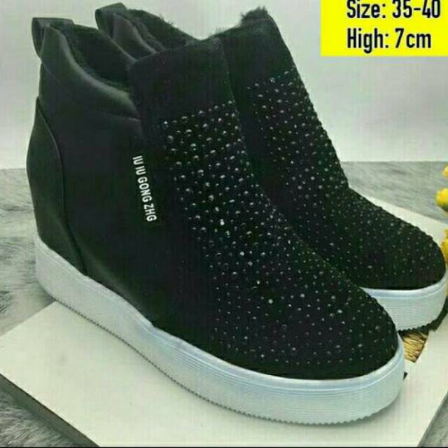 Sepatu wedges korea import