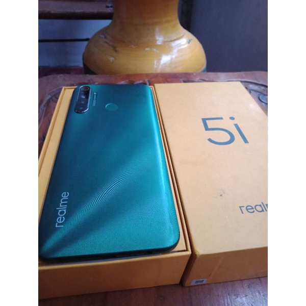 realme 5i 4/64