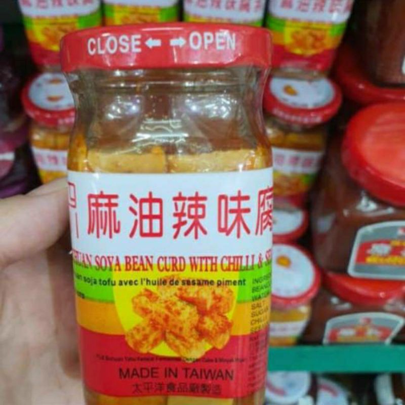 

FLS Sichuan Soya Bean Curd With Chilli n Sesame oil 130ml Tahu Putih Pedes /Tahu Sechuan