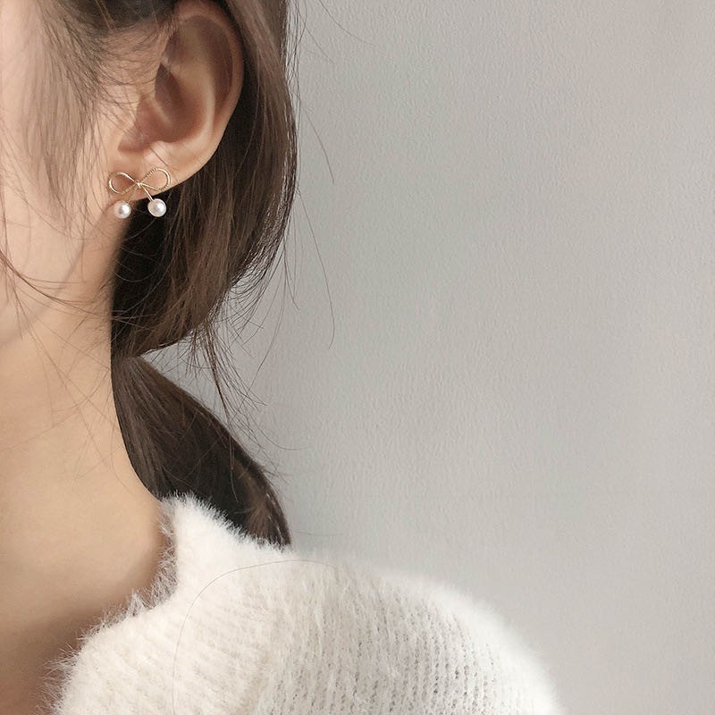 Anting Tusuk Handmade Simple Gaya Korea Aksen Pita Mutiara untuk Wanita