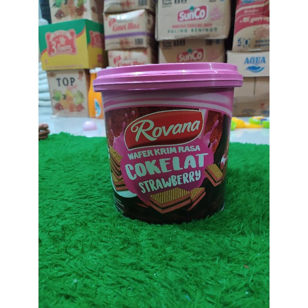 

rovana cokelat strawberry