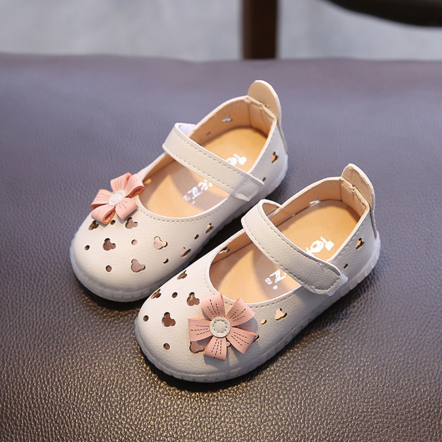 B81- Sepatu anak import motif bunga kualitas premium